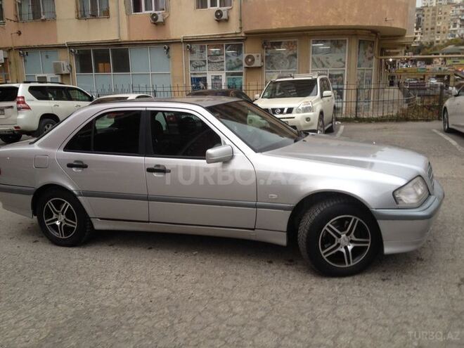 Mercedes C 200 1997, 245,000 km - 2.0 l - Bakı