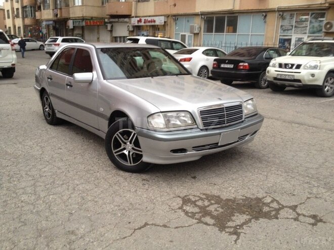 Mercedes C 200 1997, 245,000 km - 2.0 l - Bakı