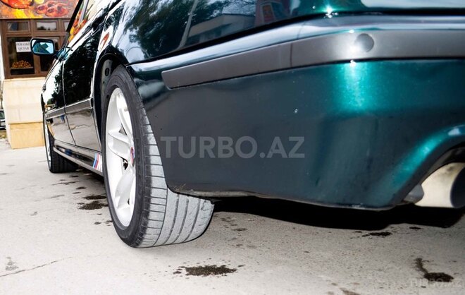 BMW 528 1996, 437,000 km - 2.8 l - Bakı