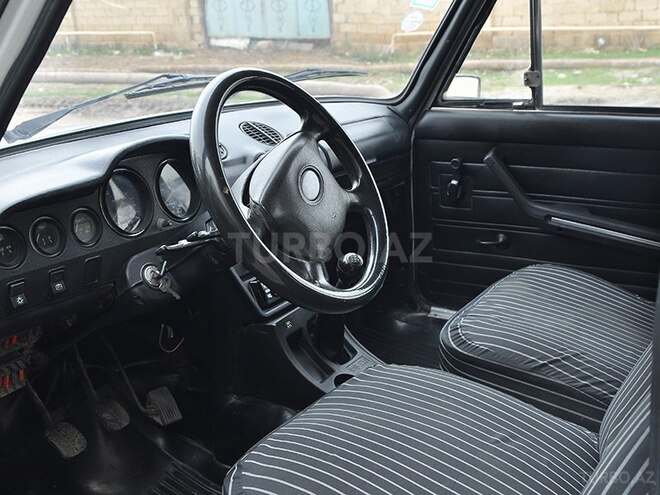 LADA (VAZ) 2106 1991, 220,000 km - 1.5 l - Salyan