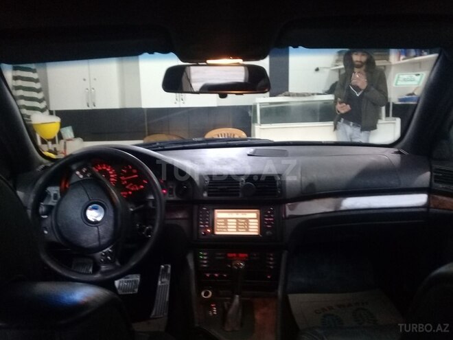BMW 523 1999, 353,586 km - 2.5 l - Bakı