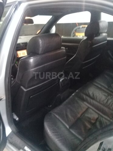 BMW 523 1999, 353,586 km - 2.5 l - Bakı