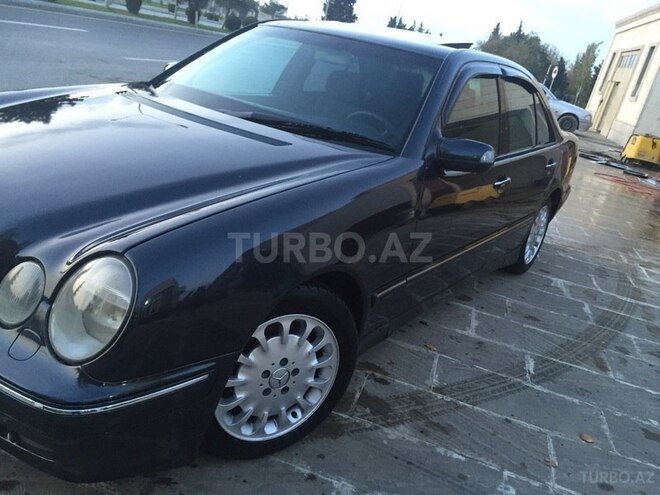 Mercedes E 270 2000, 286,000 km - 2.7 l - Sumqayıt