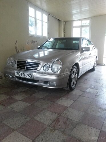 Mercedes E 240 2002, 220,000 km - 2.6 л - Bakı