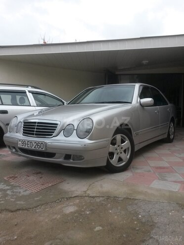 Mercedes E 240 2002, 220,000 km - 2.6 л - Bakı