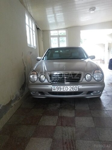 Mercedes E 240 2002, 220,000 km - 2.6 л - Bakı
