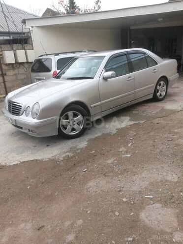 Mercedes E 240 2002, 220,000 km - 2.6 л - Bakı