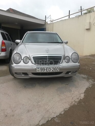 Mercedes E 240 2002, 220,000 km - 2.6 л - Bakı