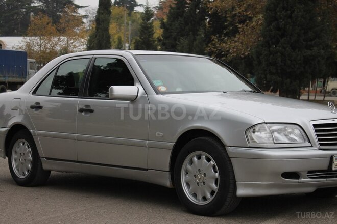 Mercedes C 200 2000, 175,000 km - 2.0 l - Bakı