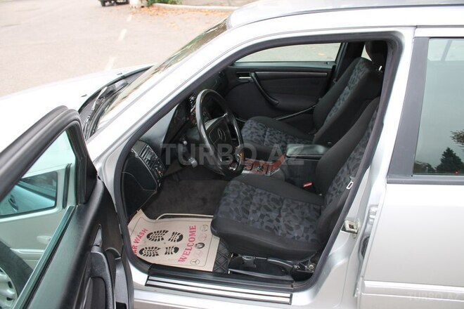 Mercedes C 200 2000, 175,000 km - 2.0 l - Bakı
