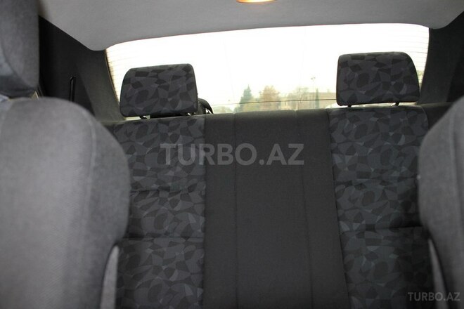 Mercedes C 200 2000, 175,000 km - 2.0 l - Bakı