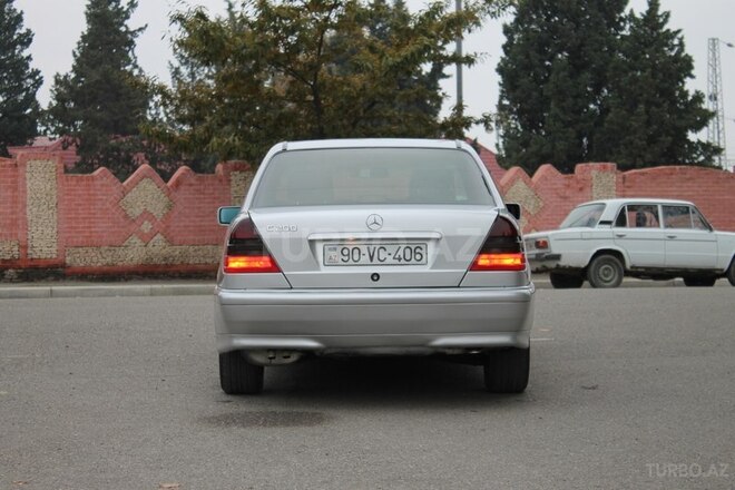 Mercedes C 200 2000, 175,000 km - 2.0 l - Bakı