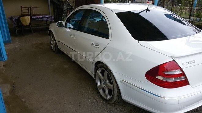 Mercedes E 320 2002, 194,500 km - 0.3 l - Astara