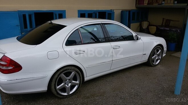 Mercedes E 320 2002, 194,500 km - 0.3 l - Astara