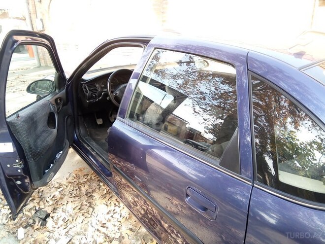 Opel Vectra 1997, 219,470 km - 1.6 l - Gəncə