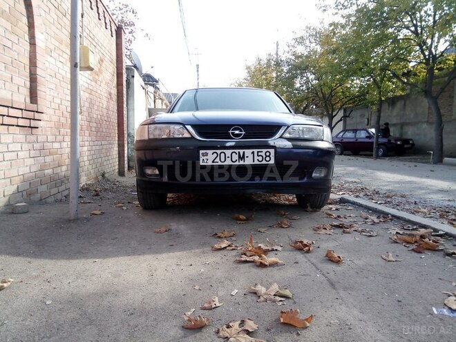 Opel Vectra 1997, 219,470 km - 1.6 l - Gəncə