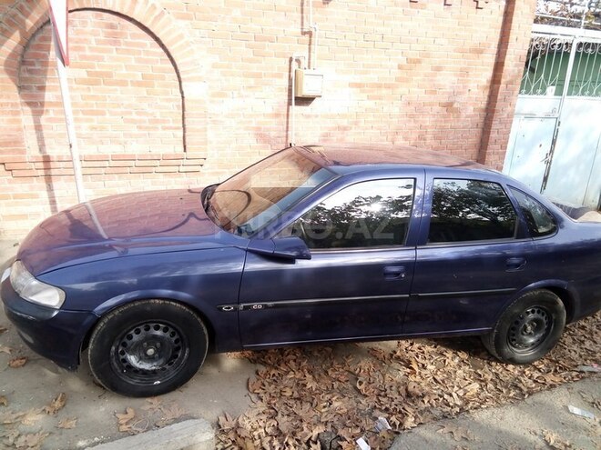 Opel Vectra 1997, 219,470 km - 1.6 l - Gəncə