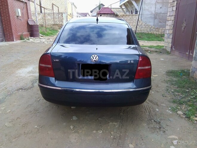 Volkswagen Passat 2004, 272,000 km - 1.8 л - Bakı
