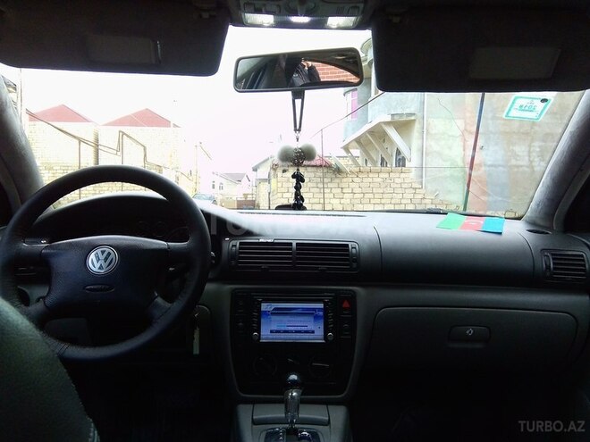 Volkswagen Passat 2004, 272,000 km - 1.8 л - Bakı
