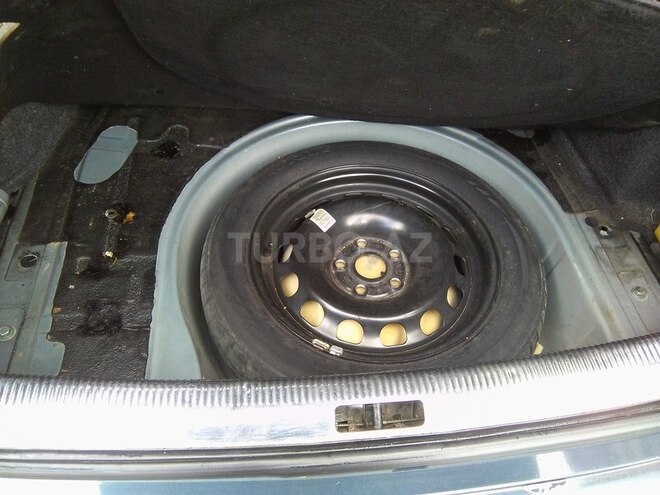 Volkswagen Passat 2004, 272,000 km - 1.8 л - Bakı