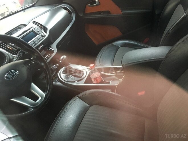 Kia Sportage 2013, 124,000 km - 2.0 l - Bakı