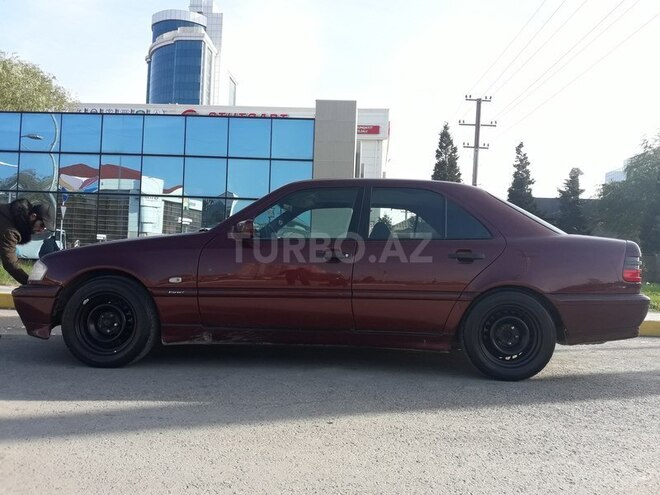 Mercedes C 180 1999, 410,000 km - 1.8 l - Sumqayıt