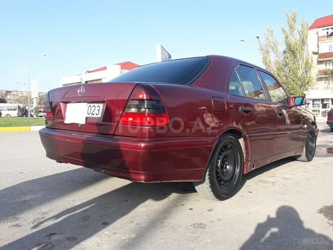 Mercedes C 180 1999, 410,000 km - 1.8 l - Sumqayıt