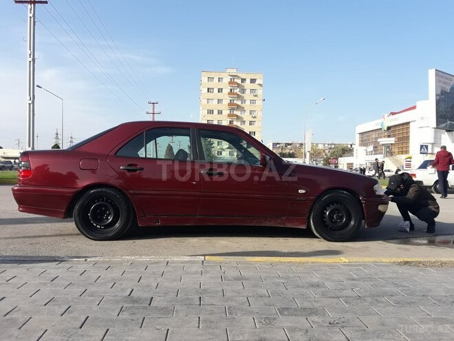 Mercedes C 180 1999, 410,000 km - 1.8 l - Sumqayıt
