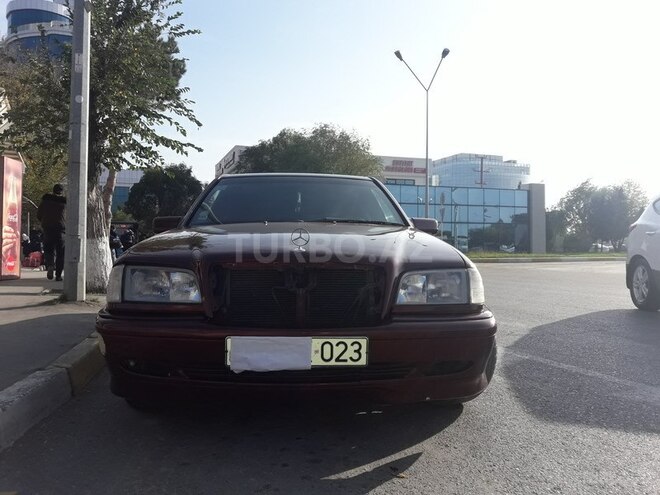 Mercedes C 180 1999, 410,000 km - 1.8 l - Sumqayıt