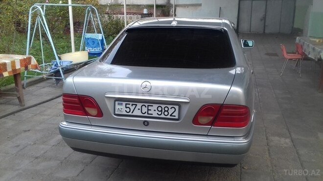Mercedes E 200 1996, 214,000 km - 2.0 л - Şəmkir