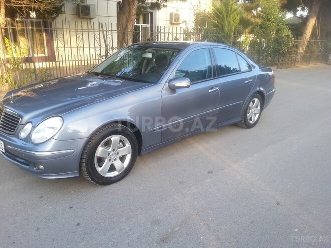 Mercedes E 320 2004, 270,000 km - 3.2 l - Bakı