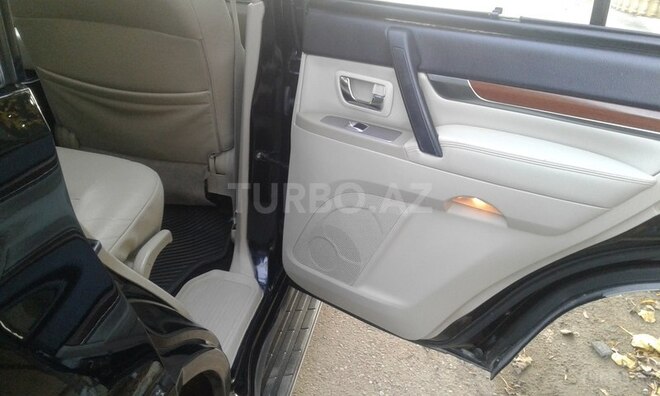 Mitsubishi Pajero 2008, 137,000 km - 3.0 л - Bakı