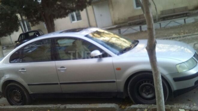 Volkswagen Passat 1997, 200,000 km - 1.6 л - Sumqayıt