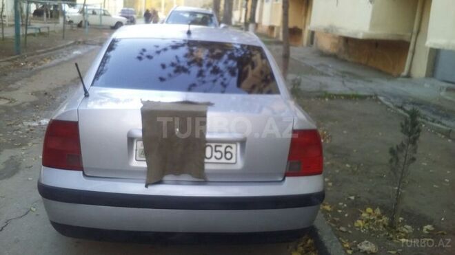 Volkswagen Passat 1997, 200,000 km - 1.6 л - Sumqayıt