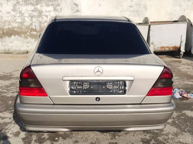 Mercedes C 180 1997, 345,000 km - 1.8 l - Bakı