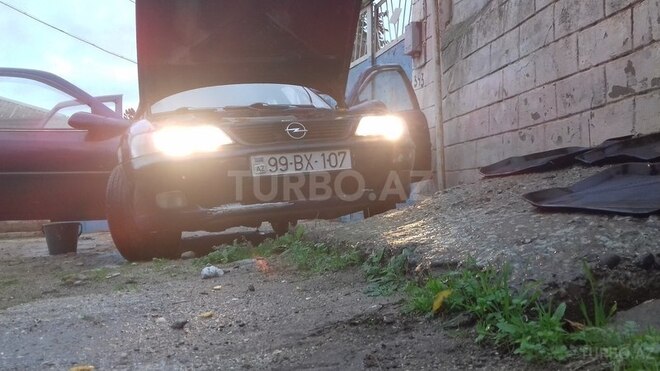 Opel Vectra 1998, 2,506,986 km - 1.6 l - Bakı