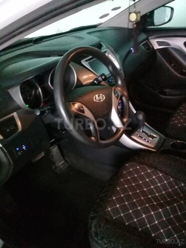 Hyundai Elantra 2013, 73,000 km - 1.8 l - Naxçıvan