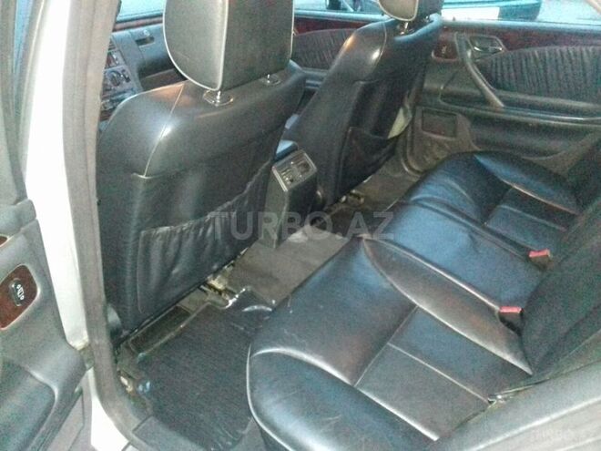 Mercedes E 240 2001, 220,000 km - 2.6 l - Masallı