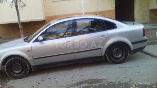 Volkswagen Passat 1997, 222,222 km - 1.6 l - Sumqayıt