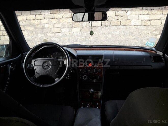 Mercedes C 200 1999, 282,000 km - 2.0 l - Bakı