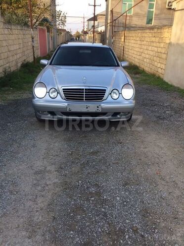 Mercedes E 200 2002, 160,000 km - 2.0 l - Bakı