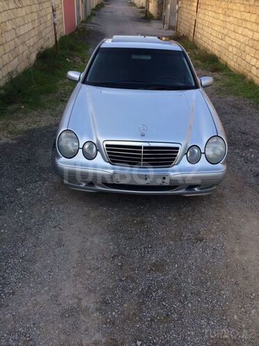 Mercedes E 200 2002, 160,000 km - 2.0 l - Bakı