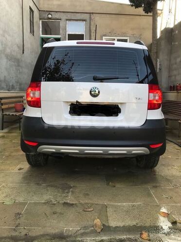 Skoda Yeti 2010, 145,000 km - 1.2 l - Bakı