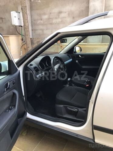 Skoda Yeti 2010, 145,000 km - 1.2 l - Bakı