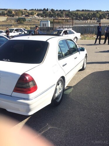 Mercedes C 230 1999, 240,000 km - 2.3 l - Bakı