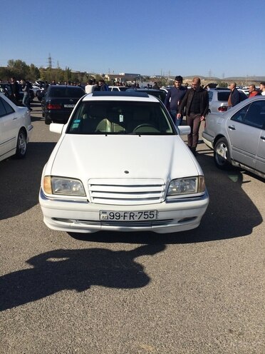 Mercedes C 230 1999, 240,000 km - 2.3 l - Bakı