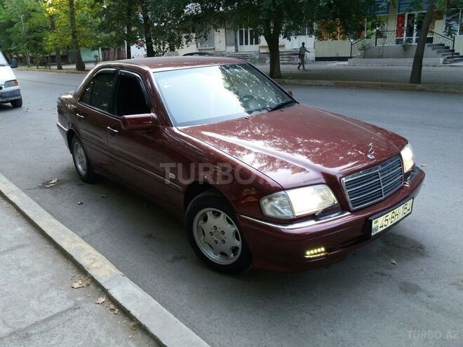 Mercedes C 180 1999, 198,600 km - 1.8 l - Mingəçevir