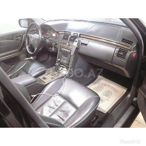 Mercedes E 270 2001, 290,000 km - 0.3 l - Bakı