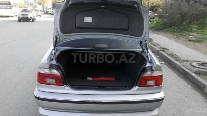 BMW 528 1997, 350,000 km - 2.8 l - Bakı