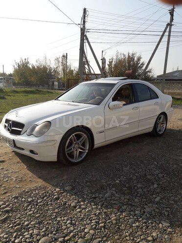 Mercedes C 240 2001, 734,532 km - 2.6 l - İmişli